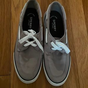 GUC Sperry sneakers size 9